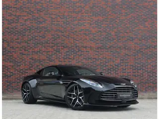 Aston Martin DB12 4.0 V8 (bj 2025, automaat)