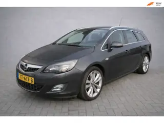 Opel Astra Sports Tourer 1.4 Turbo Sport Koelvloeistof lekkage