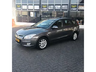 Hyundai I30 CW 1.6i Dynamic Business