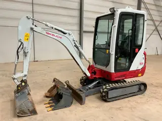 Takeuchi TB 216 (bj 2023)