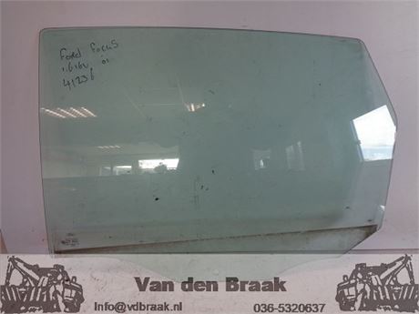 Ford Focus 5 drs 1998-2005 Links achter portierraam