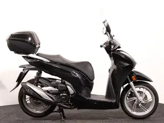 Honda SH 350 (incl. Topbox) (bj 2021)