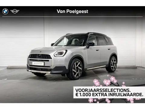 MINI Countryman C | Favoured Trim | Pakket XL | 19" Kaleido Spoke two-tone