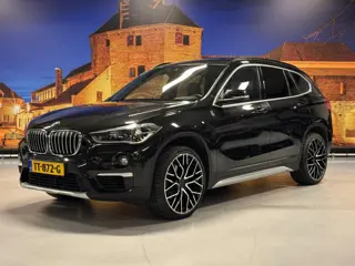 BMW X1 SDrive20i Orange Edition II Automaat Leer Panodak LED
