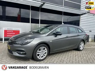 Opel Astra Sports Tourer 1.2 Edition / camera / navigatie / trekhaak