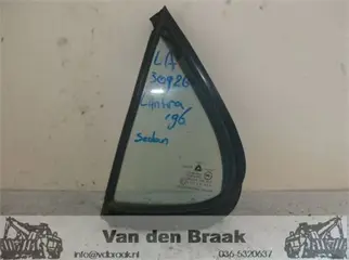 Hyundai Lantra Sedan 1995-2001 Driehoekraam links achter