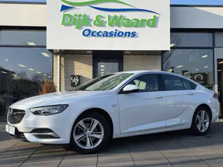 Opel Insignia Grand Sport 1.5 Turbo Business Executive Automaat – Parkeersensor - Navi – Luxe - Nap 