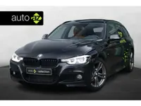 BMW 3-serie Touring 318i M Sport / Panorama / Trekhaak / Camera