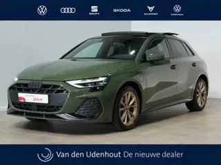 Audi A3 Sportback 40 TFSI e S edition 204 pk PHEV Panoramadak | Zwart optiek | Carplay |