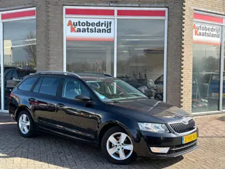 Skoda Octavia Combi 1.6 TDI Greenline Businessline - Navi - Stoelverw. - Trekhaak - Clima - 2014