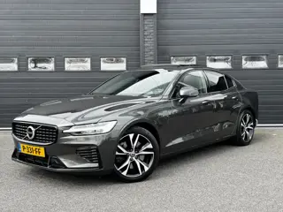 Volvo S60 2.0 Recharge 340PK T6 AWD R-Design | Pano | Memory | H&K Audio | Trekhaak | €27.900,- Incl