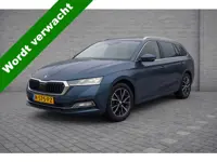 Škoda Octavia Combi 2.0 TDI | Automaat | Navi | Camera | Lederen bekleding | Stoelverwarming | B - C