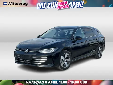 Volkswagen Passat Variant 1.5 eHybrid 204pk DSG Business / Zwenkbare Trekhaak / Voorstoelen Verwarmb