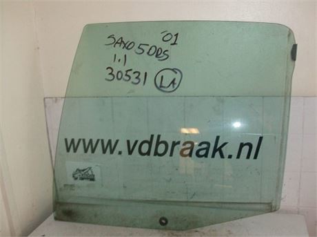 Citroen Saxo 5drs 1996-2003  zijruit links achter
