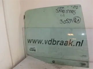 Citroen Saxo 5drs 1996-2003  zijruit rechts achter