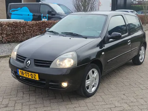 Renault Clio 1.2-16V Campus Nieuwe apk 14-05-2027
