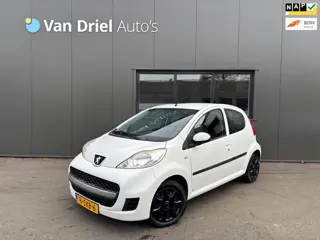 Peugeot 107 1.0-12V XS / Airco / Radio!