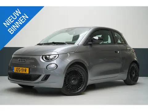 Fiat 500 Icon 42 kWh | Navigatie | Cruise control | Climate control | Lm velgen