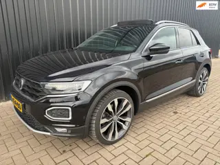 Volkswagen T-Roc 2.0 TSI 4Motion Sport PANO