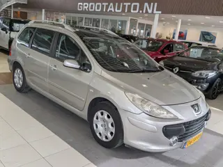 Peugeot 307 SW 1.6-16V Automaat Panoramadak, Airco, Cruise Control, Trekhaak, Stuurbekrachtiging