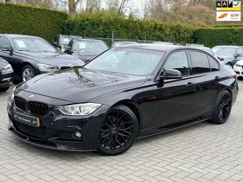 BMW 3-serie 320i EfficientDynamics Edition Upgrade Edition M Sport pakket|Nieuwe Ketting + Klepseals