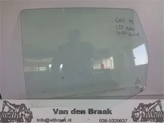 Mitsubishi Colt 5 deurs 2004-2013 Portierraam links achter