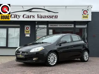 Fiat Bravo 1.4 T-Jet Corporate 120 pk navi climate cruise ctr lmv 17 inch afn trekhaak