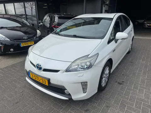 Toyota Prius 1.8 Plug-in Dynamic XENON CAMERA LEDER CRUISE JBL ORIG NL NAP