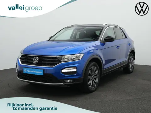 Volkswagen T-Roc 1.0 TSI 110 pk Style | Trekhaak | Navigatie | Adaptive Cruise | Navigatie | Parkeer