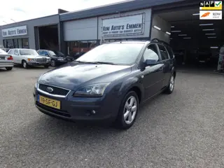 Ford Focus Wagon 1.6-16V Futura|1e Eigenaar|Airco|LM-Velgen|Trekhaak|Dealer onderhouden!