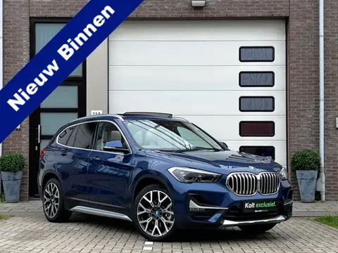 BMW X1 xDrive25e High Executive 220 PK Plug in Hybride / Panoramdak / Navigatie / 19" Velgen / Leder