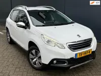 Peugeot 2008 1.2 /Navi/Airco/cruise/bluetooth/park sensoren