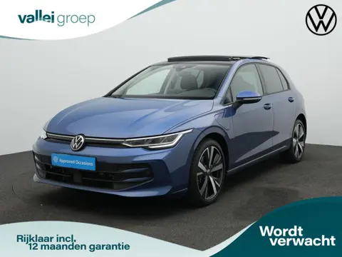 Volkswagen Golf 1.5 eHybrid 204 pk Life Edition | Panoramadak | Stuur-/stoelverwarming | Achteruitri
