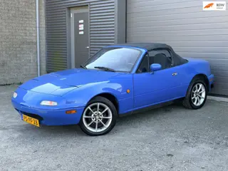 Mazda MX-5 1.6i-16V