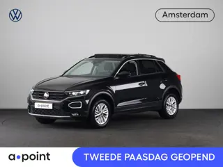 Volkswagen T-Roc 1.0 TSI Style | Panoramadak | Parkeersensoren | navigatie | Apple carplay en androi
