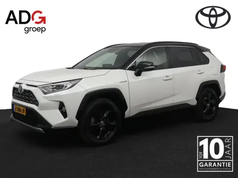 Toyota RAV4 2.5 Hybrid AWD Bi-Tone | Leder | Stoel en stuurverwarming | Trekhaak | 1650 kg trekgewic
