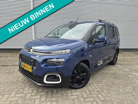 Citroen BERLINGO 1.2 PureTech Shine Automaat,Panorama,Navigatie/Carplay/Android,Trekhaak,Stoelverwar