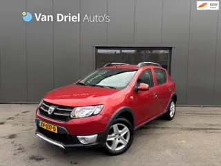 Dacia Sandero TCe 90 Stepway Lauréate / Airco / Navigatie / Parkeersensoren achter!