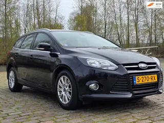 Ford Focus Wagon 1.6 EcoBoost Trend carplay airco cruis control parkeer sensor