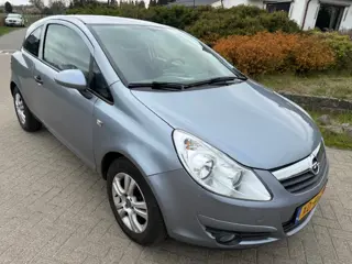 Opel Corsa 1.2-16V Edition (bj 2009)