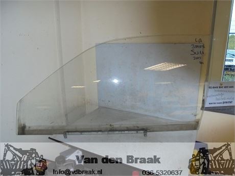 Suzuki Swift 3 deurs 1989-2002 Portierraam links