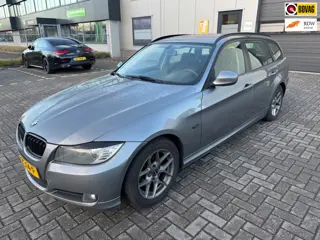 BMW 3-serie Touring 318d Corporate Lease Luxury Line