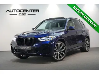 BMW X5 xDrive45e M-Sport ✅ BMW Gar. 3/2028 ✅ Pano ✅ 50 Jaar M Edition ✅ Trekhaak ✅ Laser ✅ H&K ✅ NAP