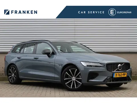 Volvo V60 2.0 T6 Plug-in hybrid AWD Plus Dark | Trekhaak Actie | SOH 96% | Camera | Elektrische acht