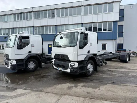 Renault D WIDE 19T - 320HP - CHASSIS + DHOLLANDIA 1.500 KG