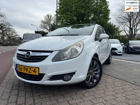 Opel Corsa 1.2-16V 111 Edition A-C Elek Pakket Lmv Cruise