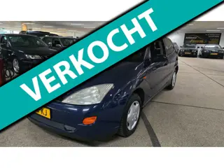 Ford Focus 1.4-16V Trend nieuwe Apk! Koude Airco!!
