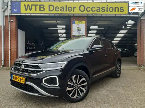 Volkswagen T-ROC 1.5 TSI Style, automaat, 1e eigenaar, dealer onderhouden, afneembare trekhaak