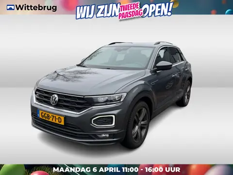 Volkswagen T-Roc 1.5 TSI 150pk R-Line DSG Automaat / Navigatie / LM 18 inch / LED / Parkeersensoren 