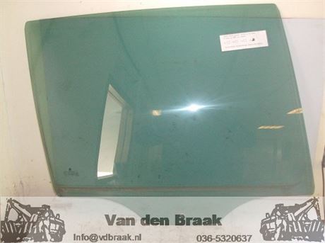 Skoda Octavia Combi 2009-2013 Rechts achter portierruit